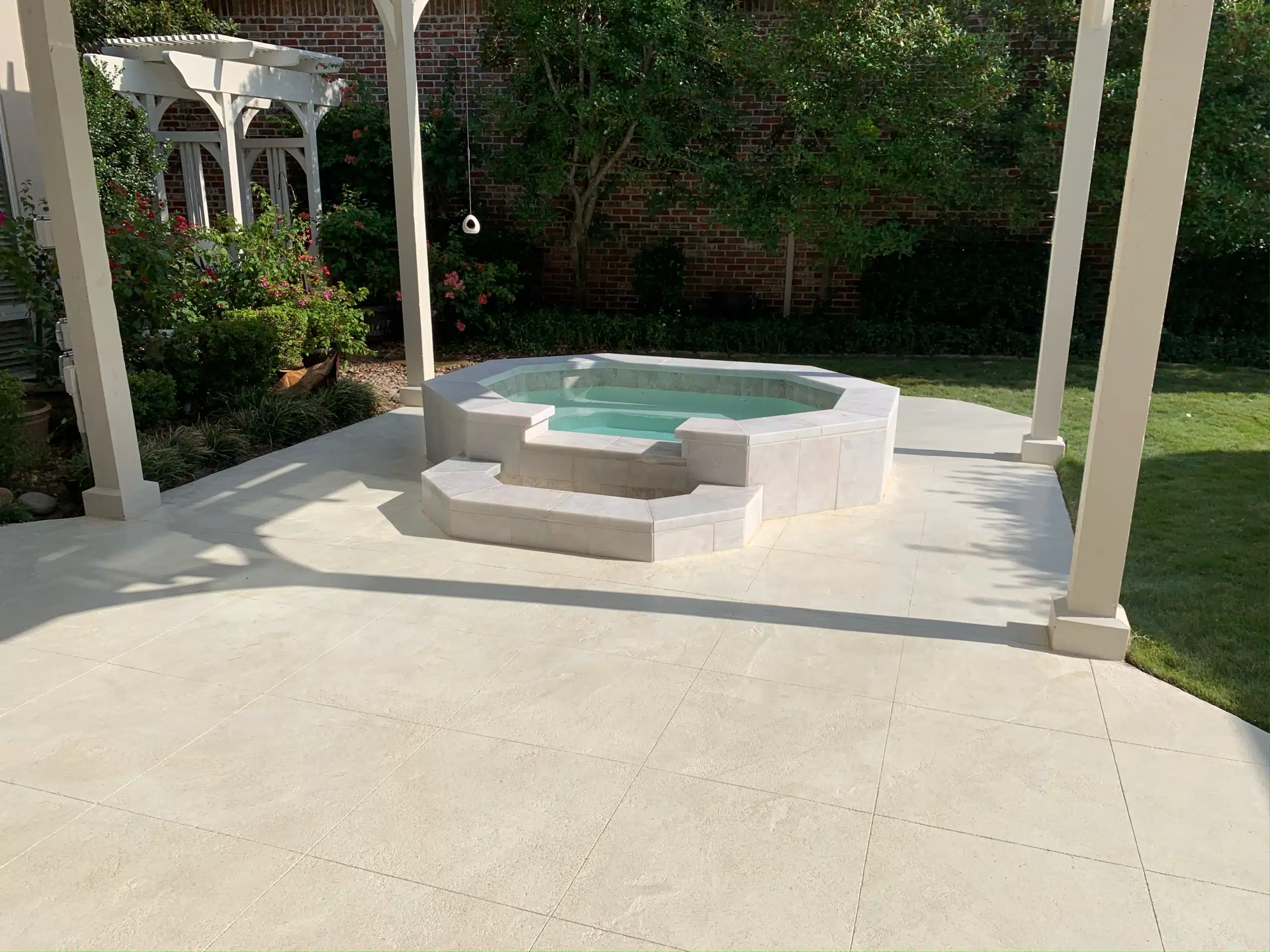 Pool deck overlay resurfacing in Fort Worth, TX