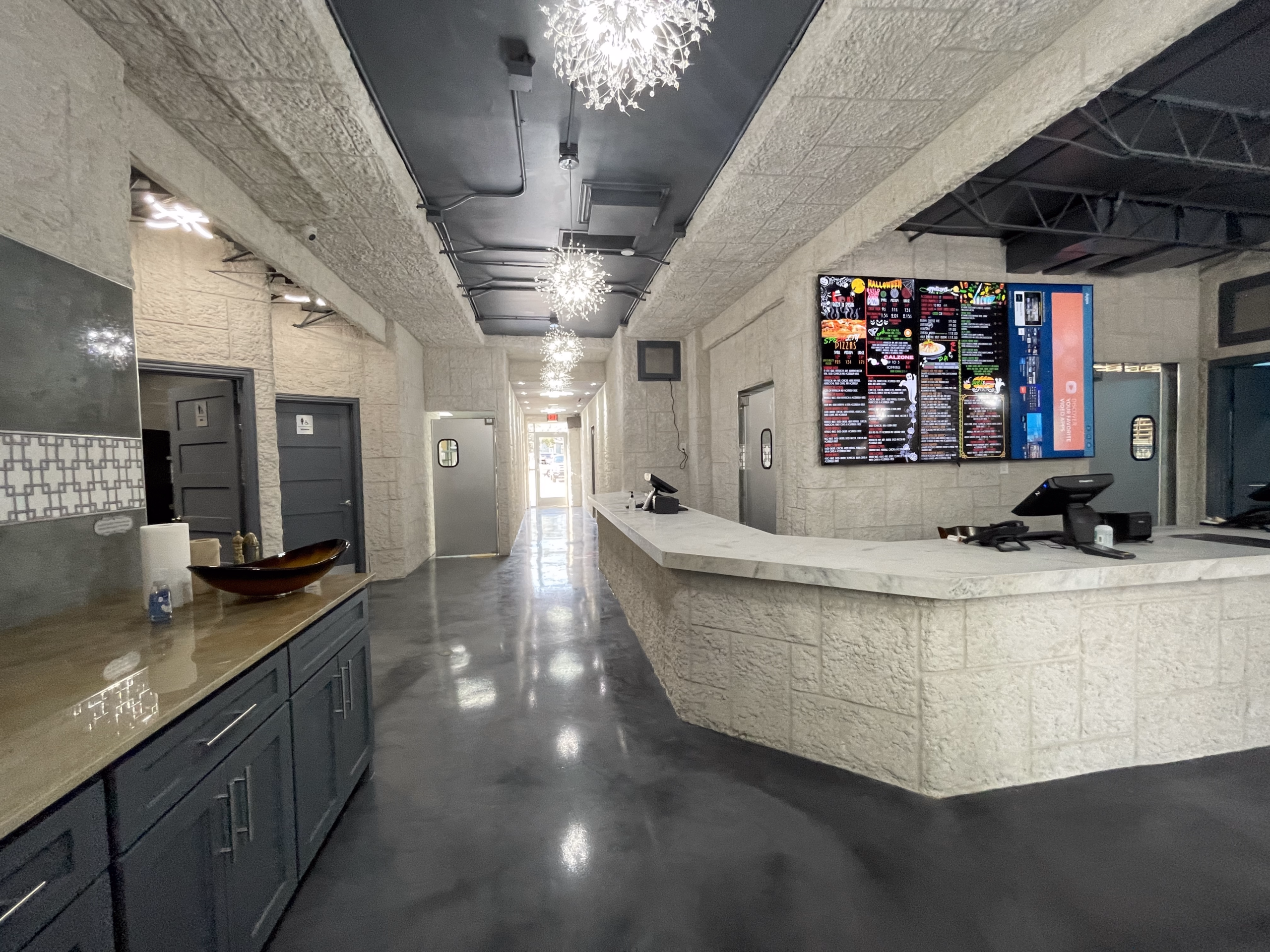 Garage and commercial epoxy floor coating in Fort Worth, TX